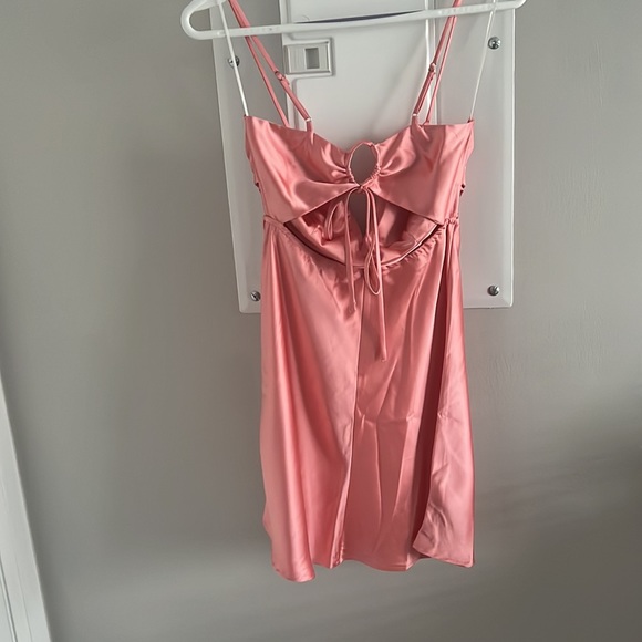 Silk pink dress - Picture 3 of 4